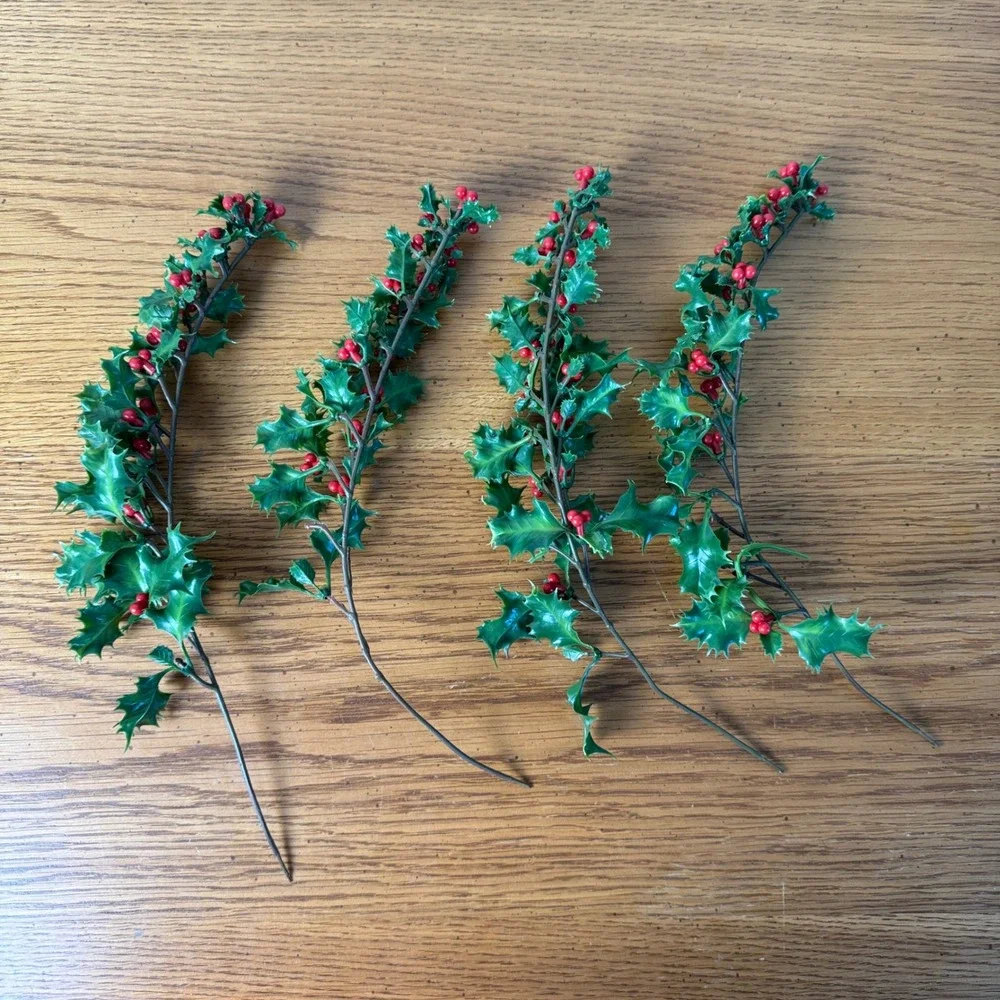Set of 4 Artificial Holly Sprigs Red Berries Green‎ Leaves Christmas Decorations